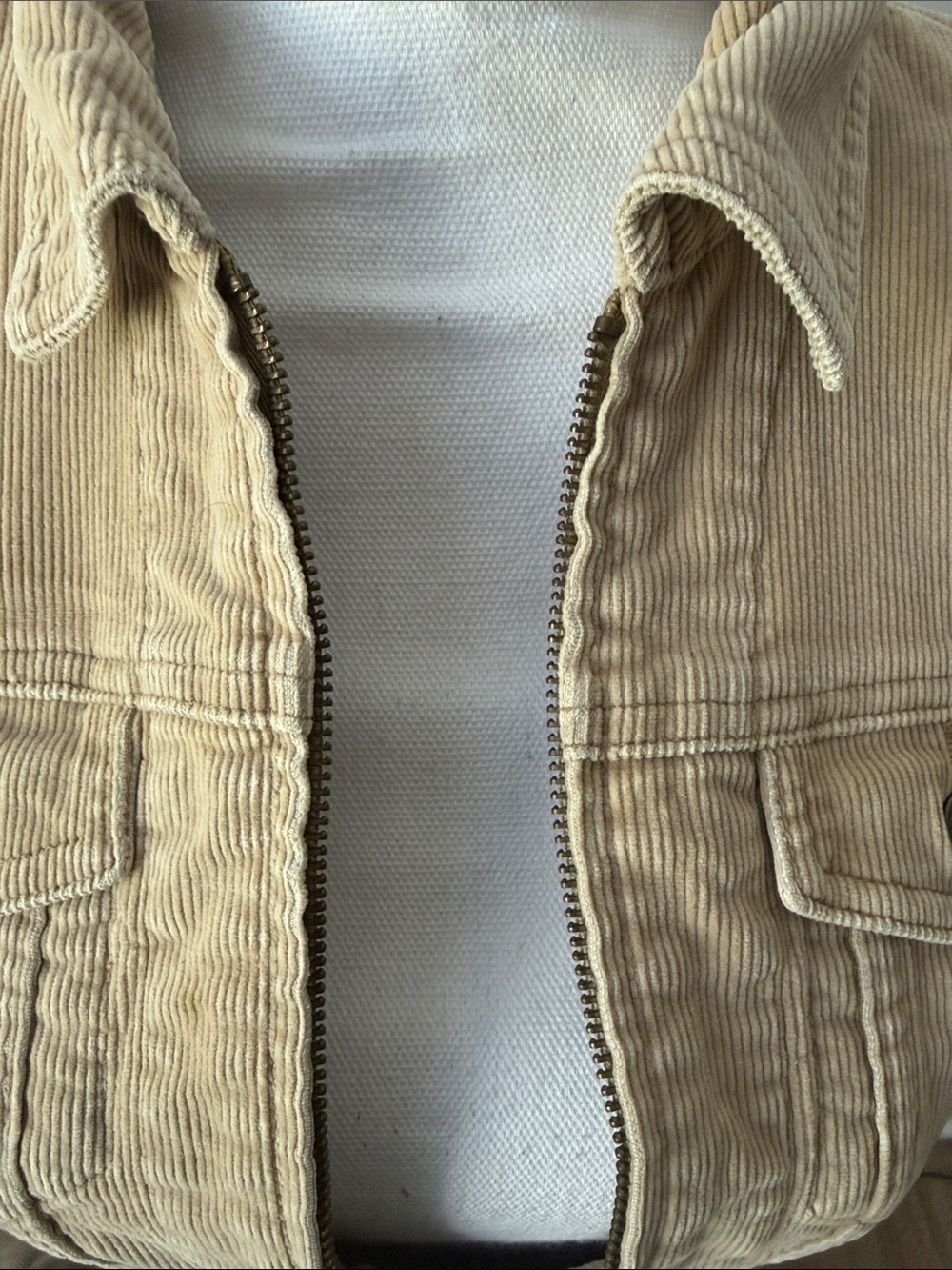 Abercrombie & Fitch Women's Tan Corduroy Zip-Front Jacket, Size XS - Picture 2 of 6